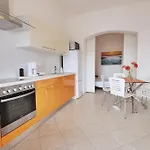 Apartament Zara 2 With Boat Place