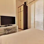 Apartament Zara 2 With Boat Place Mimice